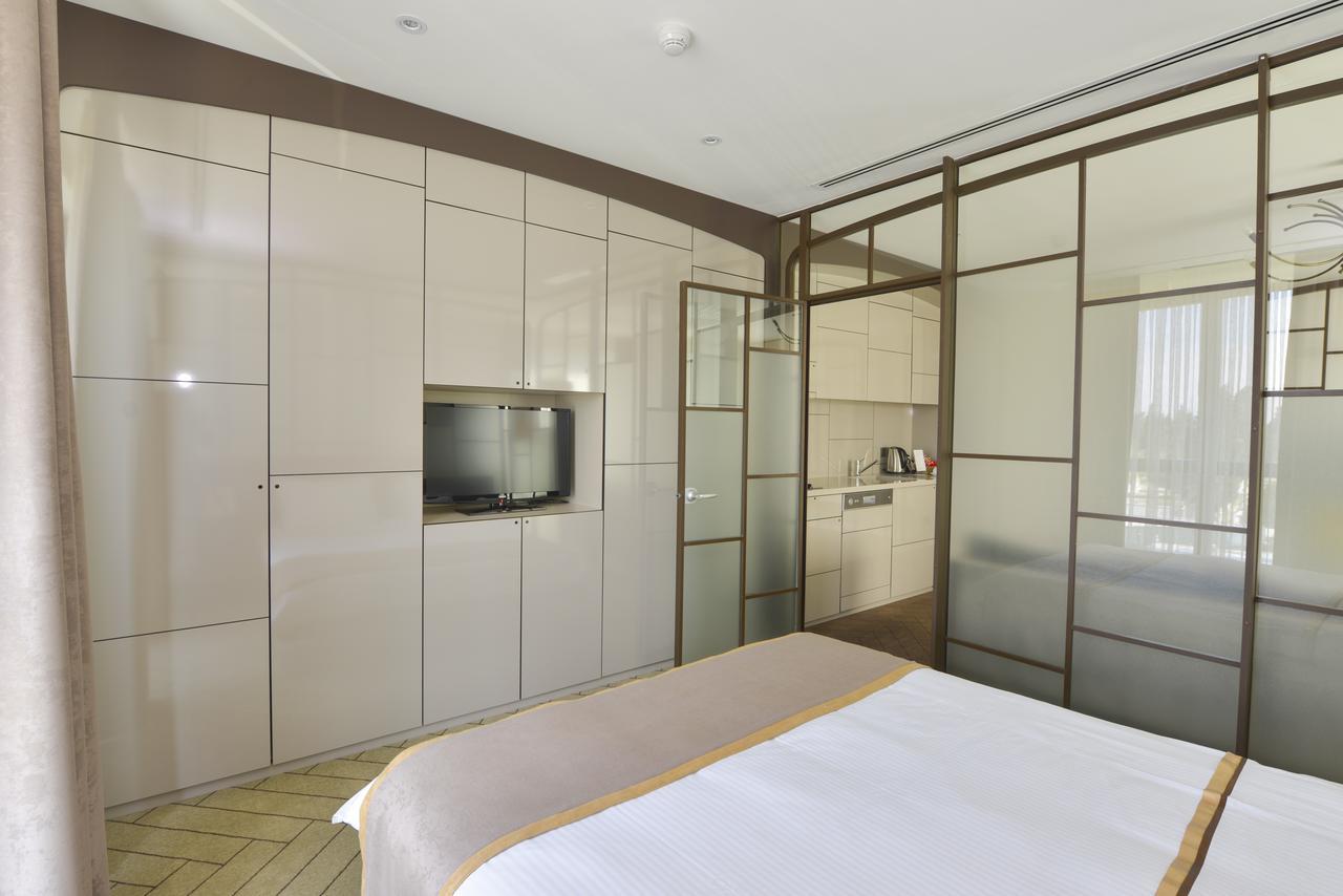 Upsuites Hotel Istanbul Exteriör bild