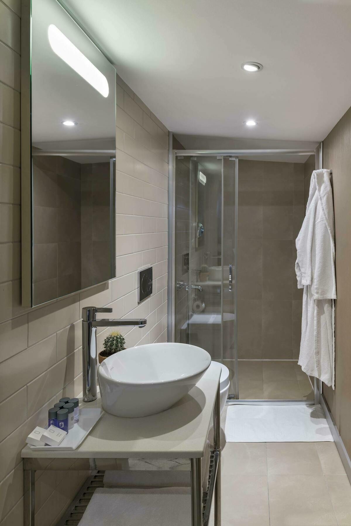 Upsuites Hotel Istanbul Exteriör bild